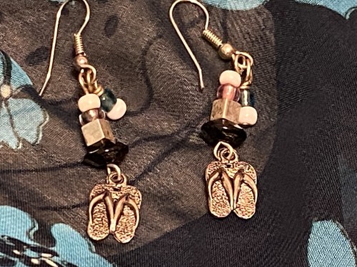 Dangle Flip Flop Earrings Made with Heart and Sole  - Picture 6 of 9