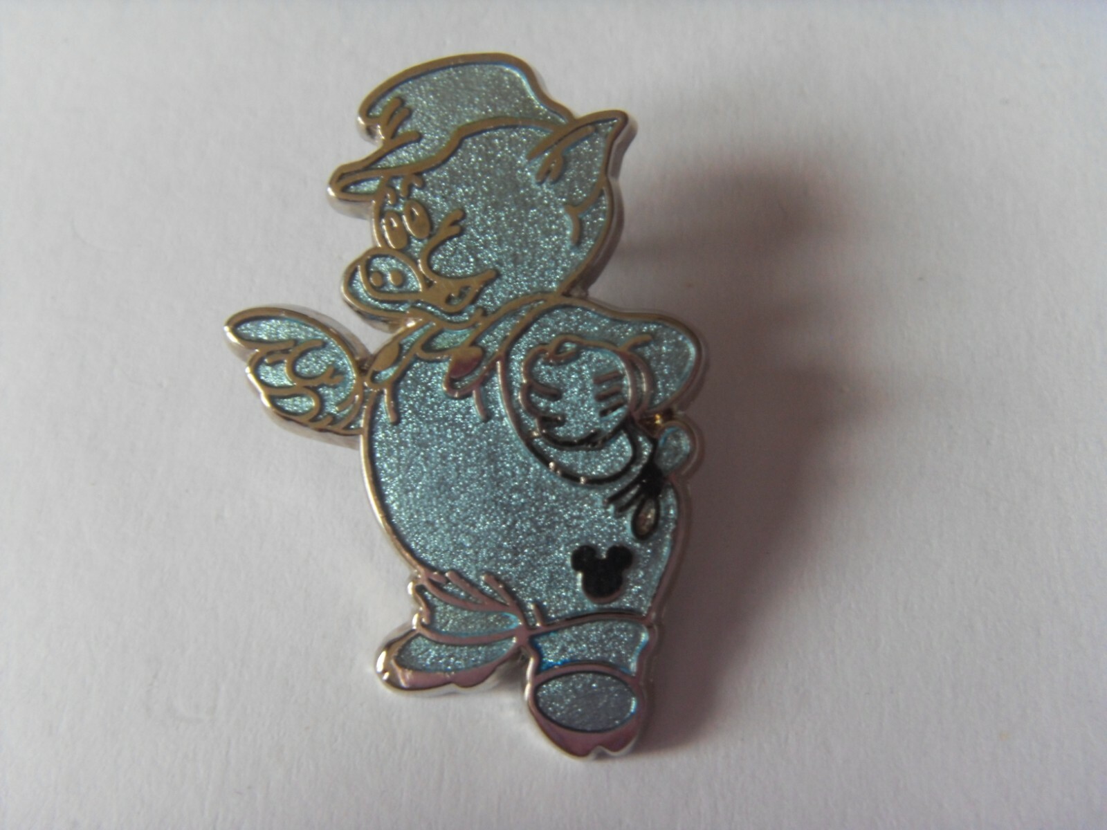 Disney Pin: DLR - Hidden Mickey 2019 - Pigs - Practical Pig Chaser