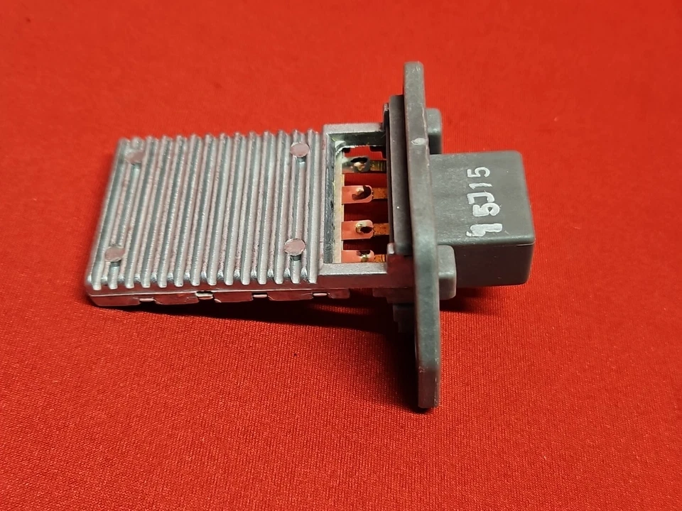 Resistencia de motor soplador HVAC ACDelco GM equipo original 15-80847 / 96435889 Foto 2 de 4