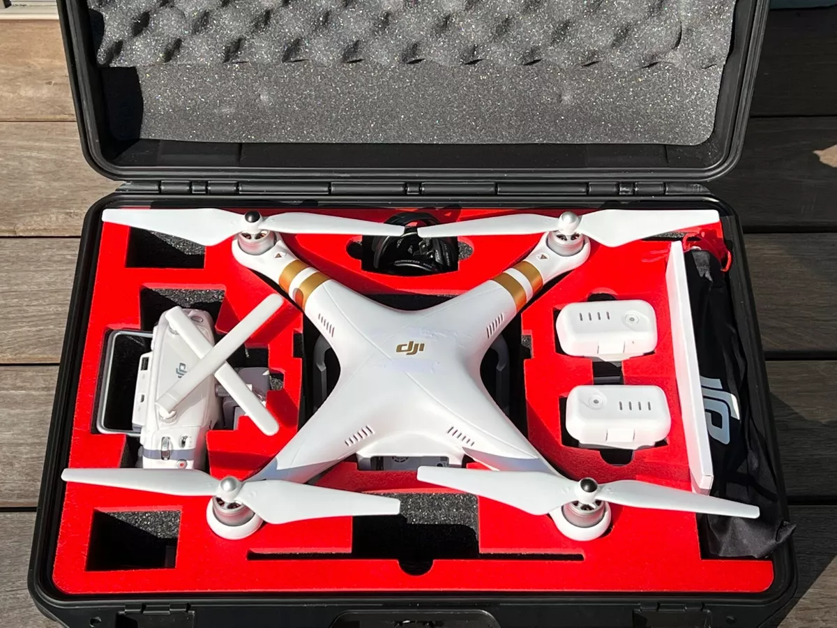 DJI Phantom Professional ( Includes Pelican Case &amp; All Accessories ) |