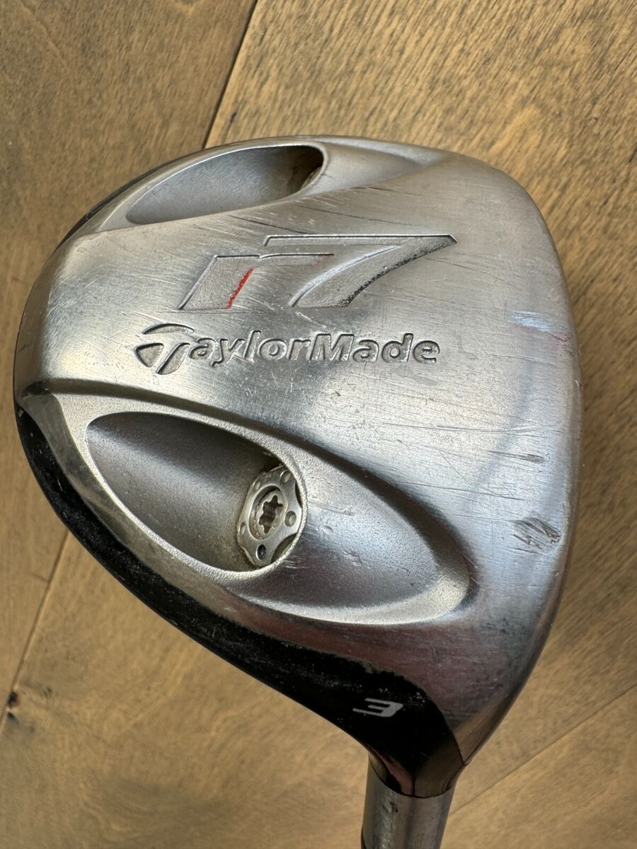 TaylorMade r7 425 10.5° Driver Stiff Graphite Shaft TaylorMade Grip TaylorMade r7 425 10.5° Driver Stiff Graphite Shaft TaylorMade Grip