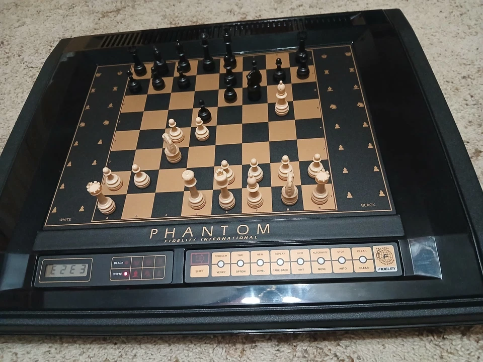 Fidelity International Phantom 6100 Chess Challenger - POTENTE ESTADO DE FUNCIONAMIENTO Foto 4 de 4