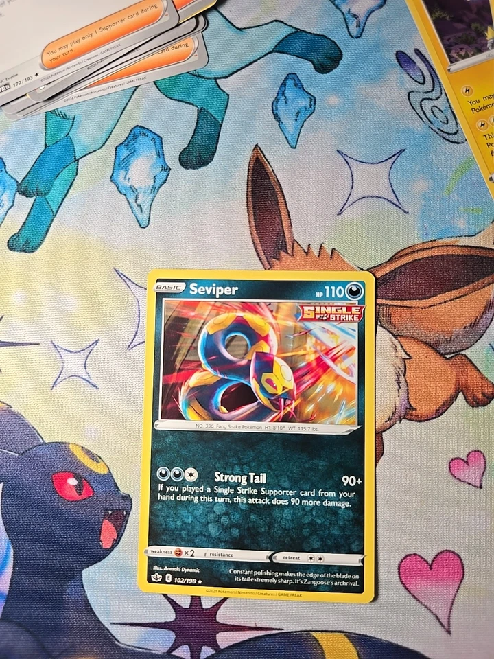 Seviper 102/198 Swsh06: Sword & Shield - Chilling Reign Regular - Image 2 of 4