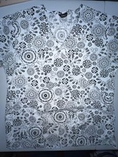 Absolute Scrub Top Women's Large Nurses Uniform Scrub Black White Floral Pockets