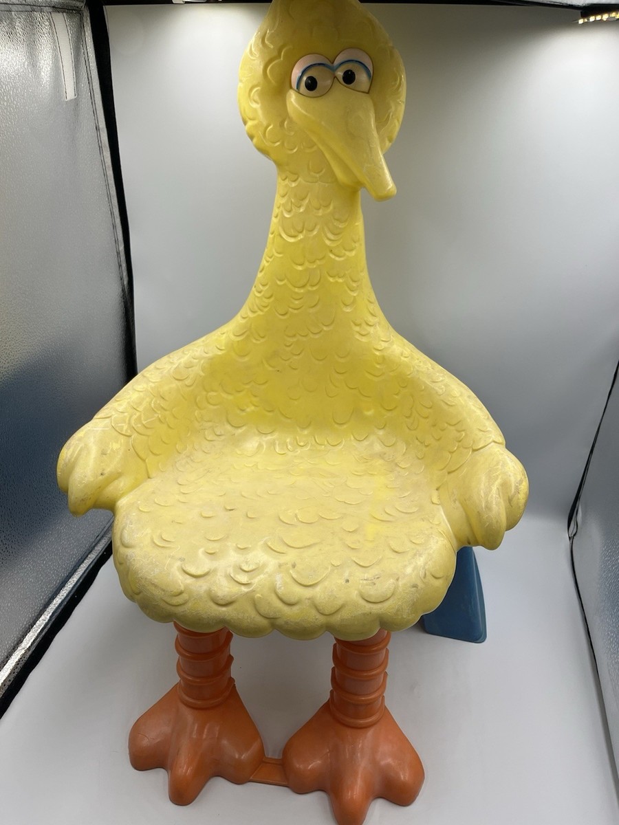 セサミストリート　ビッグバードの子供用チェア VINTAGE Big Bird Sesame Street 1979 Knickerbocker Preschool Child