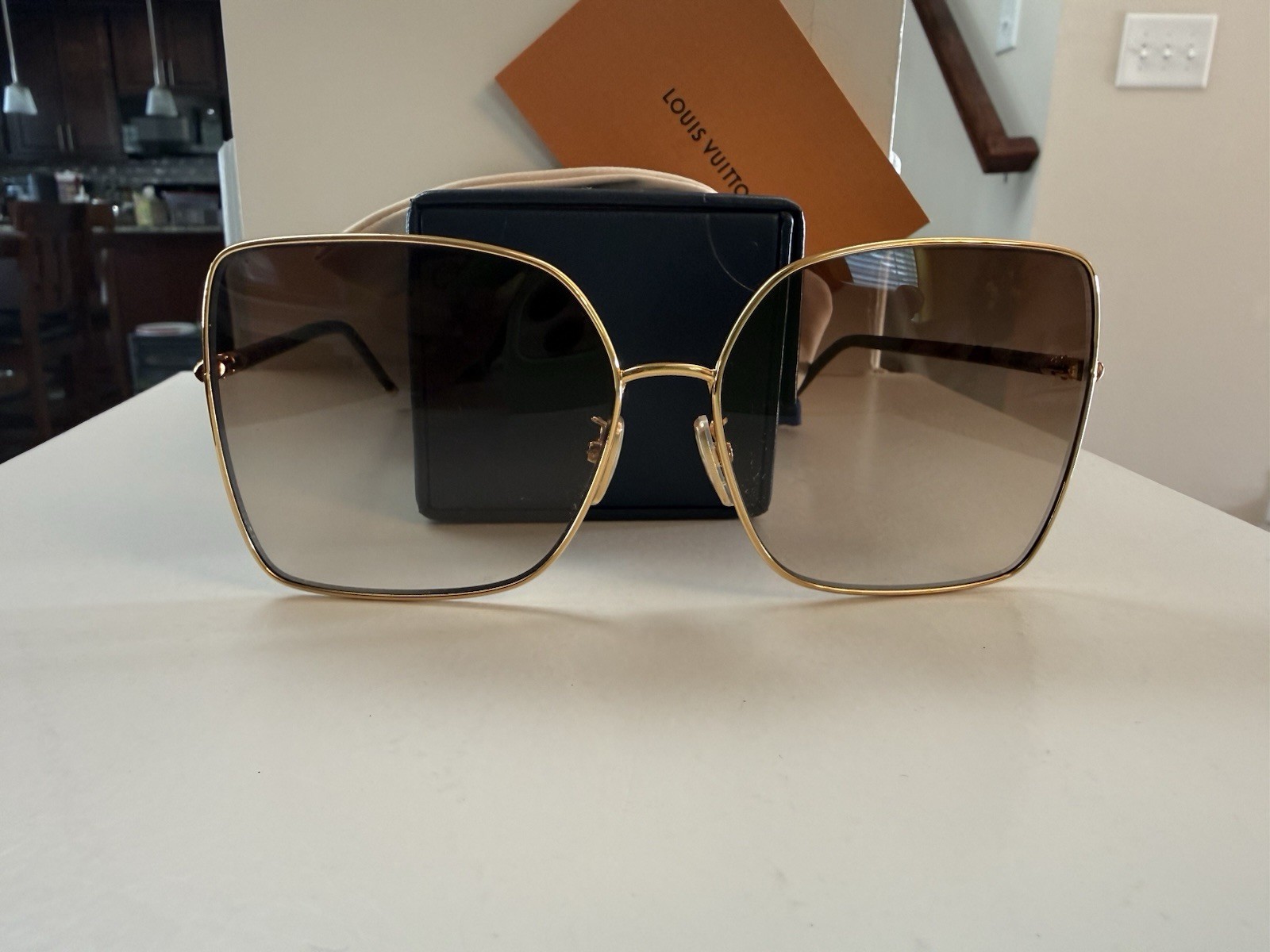 Louis Vuitton Oversized Square Gradient Sunglasse… - image 2