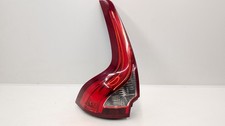 VOLVO XC60 MK1 TAIL LIGHT REAR LEFT PASSENGER SIDE 89504240 2010