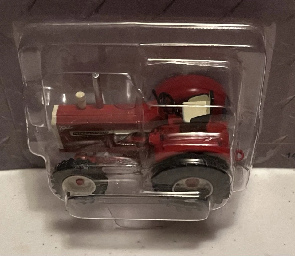 SpecCast IH International 1206 Wheatland FWA 1/64 - Image 2 of 3