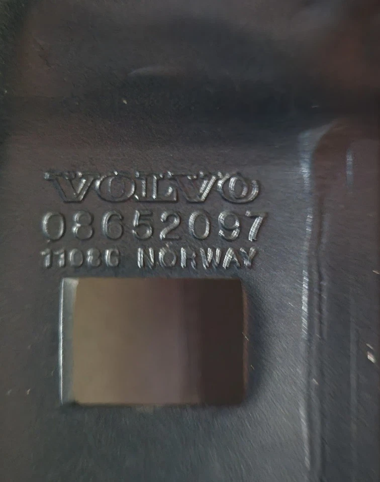 Amortiguador de impacto de parachoques delantero metálico Volvo V70, S60, V70 XX 2001-2007 (08652097) Foto 4 de 4