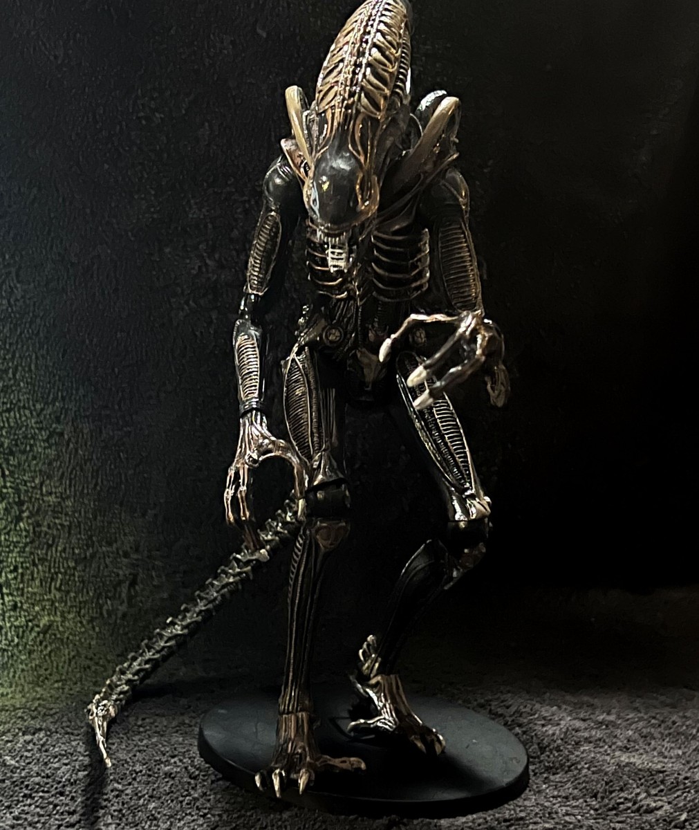 NECA エイリアン　コロニアル　ウィリアム s-l1200.jpg