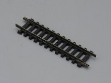 Rail droit 57.5 mm section. éclisses inversées - Arnold 0103