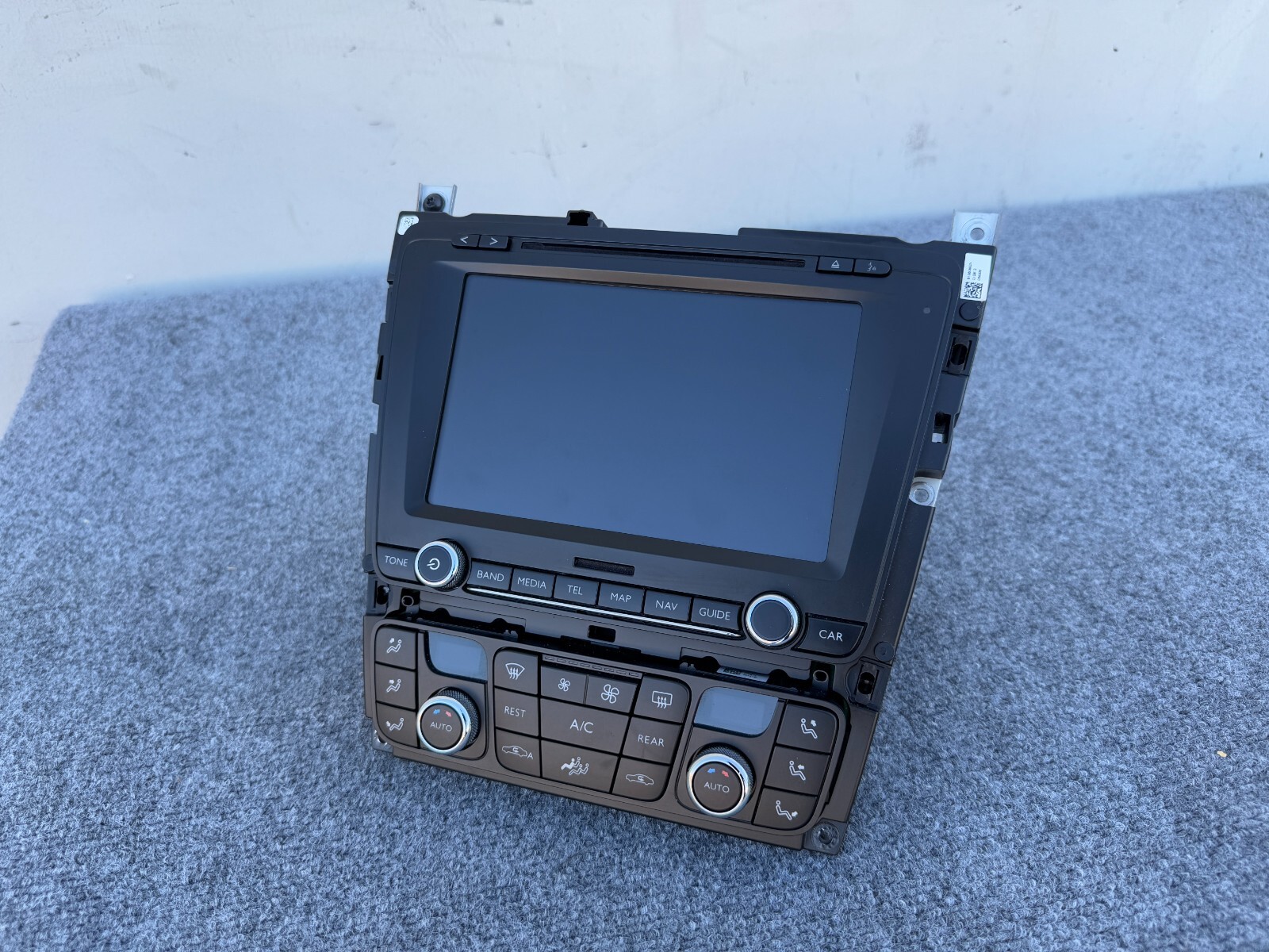 NAVIGATION SCREEN HEAD UNIT RADIO AUDIO BENTLEY FLYING SPUR OEM (2013-2018)