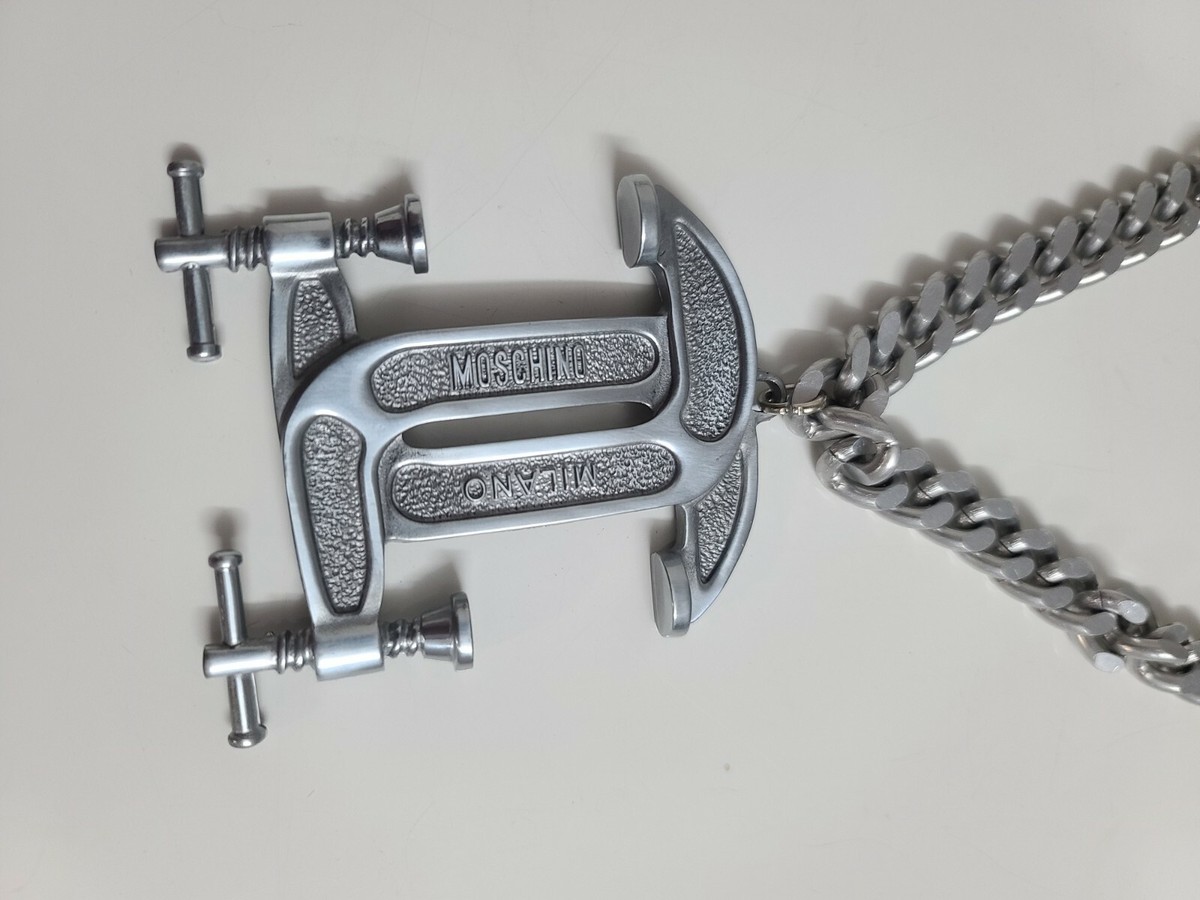 NEW RARE Moschino Capsule Silver Tone Chain Link Necklace MSRP