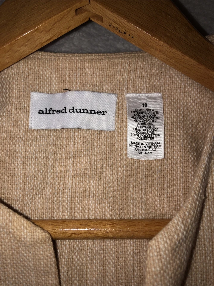 Blazer mujer Alfred Dunner 10 beige manga larga Foto 2 de 4