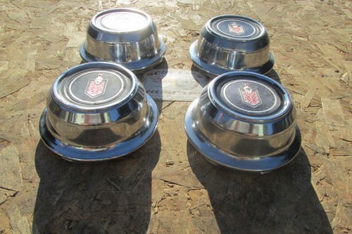 1973-1975 CHEVY MONTE CARLO POLYCAST, TURBINE WHEEL CENTER CAPS HUBCAPS SET OF 4 - Picture 6 of 10