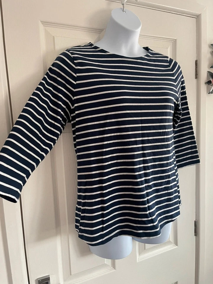 Crew Clothing Company - Striped 3/4 sleeve top - Size 18 - Image 4 of 4