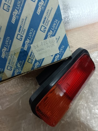 FIAT 126 BIS FSM FANALE POSTERIORE COMPLETO DX Destro Originale FIAT 7560965 - Foto 3 di 10