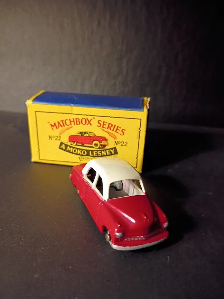 Matchbox #22A Vauxhall Cresta 1956  Off White Roof  Orig B4 Box - Image 4 of 4