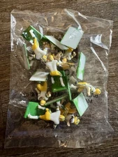 Vintage NFL Green Bay Packers 11 Piece Player Set Tudor Electric Football Figure