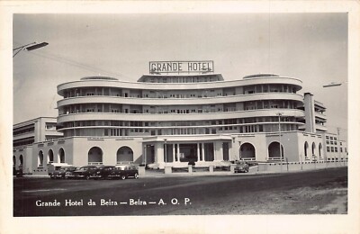A931 Mozambique Grand Hotel da Beira Grande Hotel Cars RPPC postcard