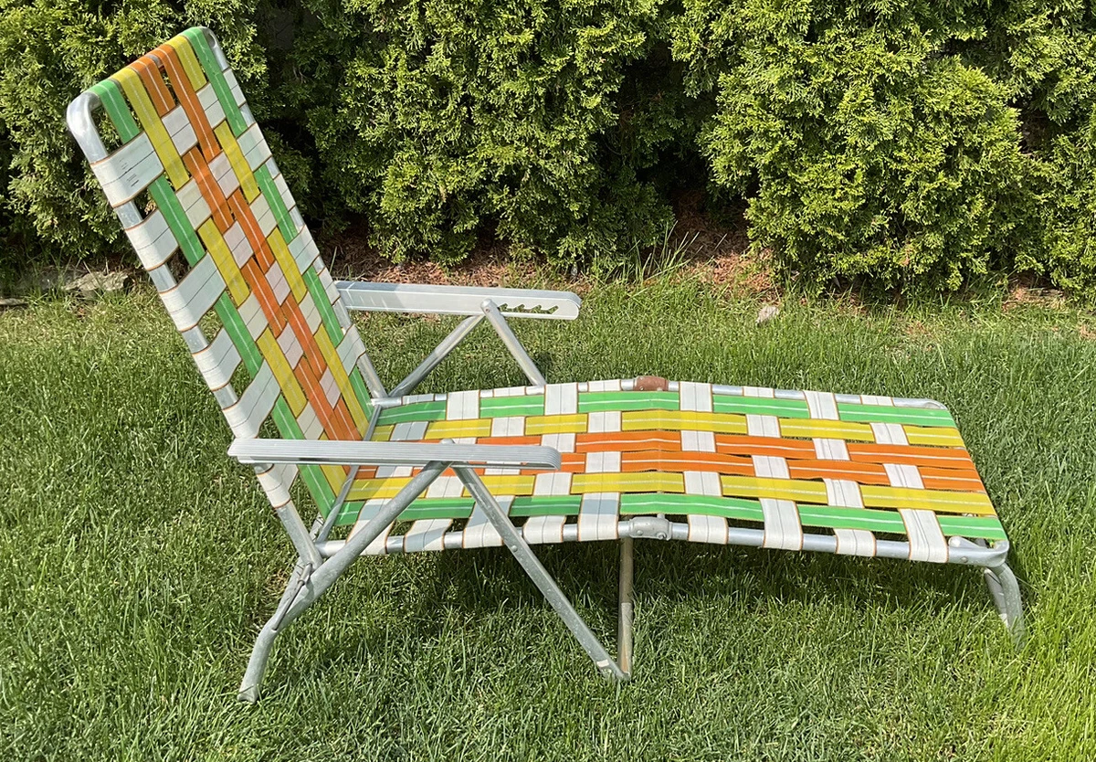 Old fashioned lounge chairs new arrivals