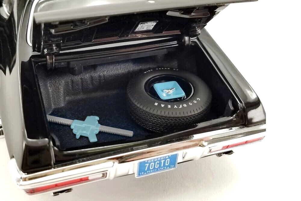 1/18 Pontiac GTO Moonlight Goat Black Diecast Model Car by ACME