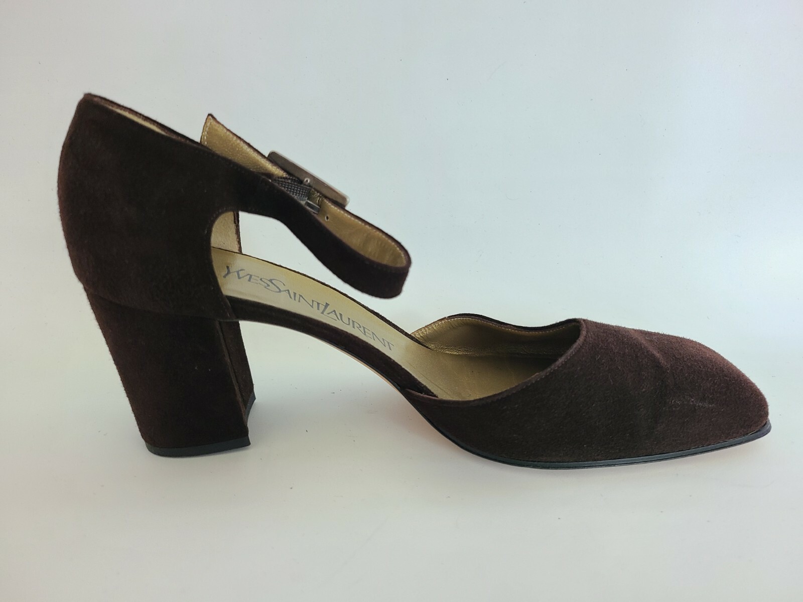 Yves Saint Laurent taglia 7 cinturino alla caviglia scamosciato marrone tacco a pompa Made in Italy