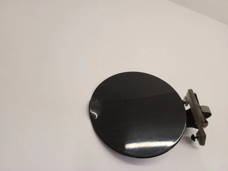 Lincoln Navigator 2004-2006 2015-2017 puerta de llenado de combustible negra Foto 3 de 4