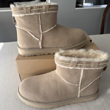 UGG Classic Mini Shearling Braid Boot Women Size 11 Dune Color Shearling Lined
