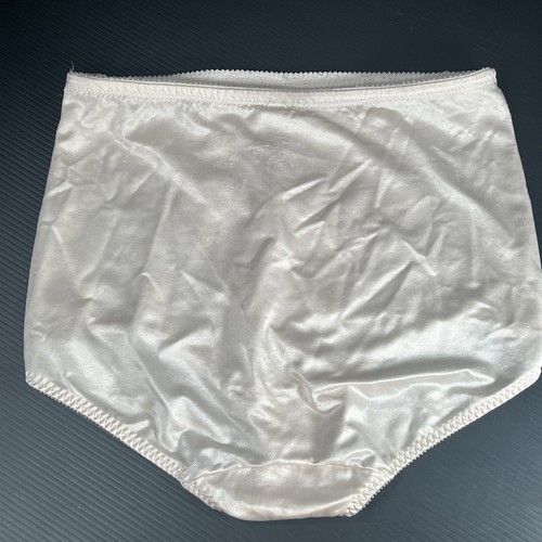 Bragas vintage Bali faja #8710 nailon satinado control sedoso ropa interior talla L - Imagen 7 de 12