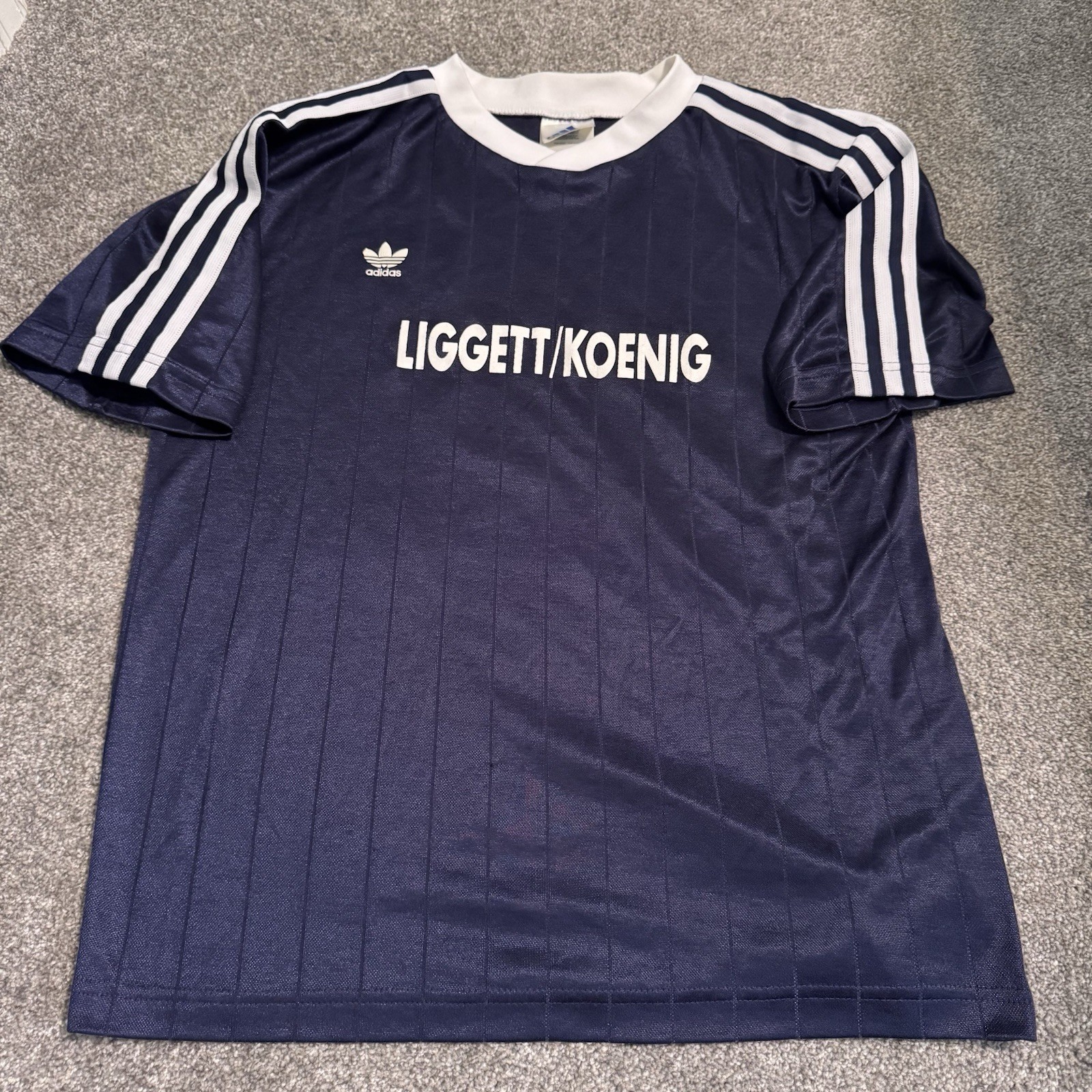 VINTAGE Adidas Shirt Mens Medium Blue White Striped Short Sleeve Soccer Jersey