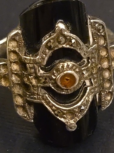 Sterling Silver Onyx Art Deco Ring With Marcasite & Coral(?) Size 7 Flaws - Picture 3 of 7