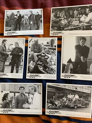 James Bond 007 tomorrow never dies complete set of 7-3 3/4 x 5 1/4 card/photos