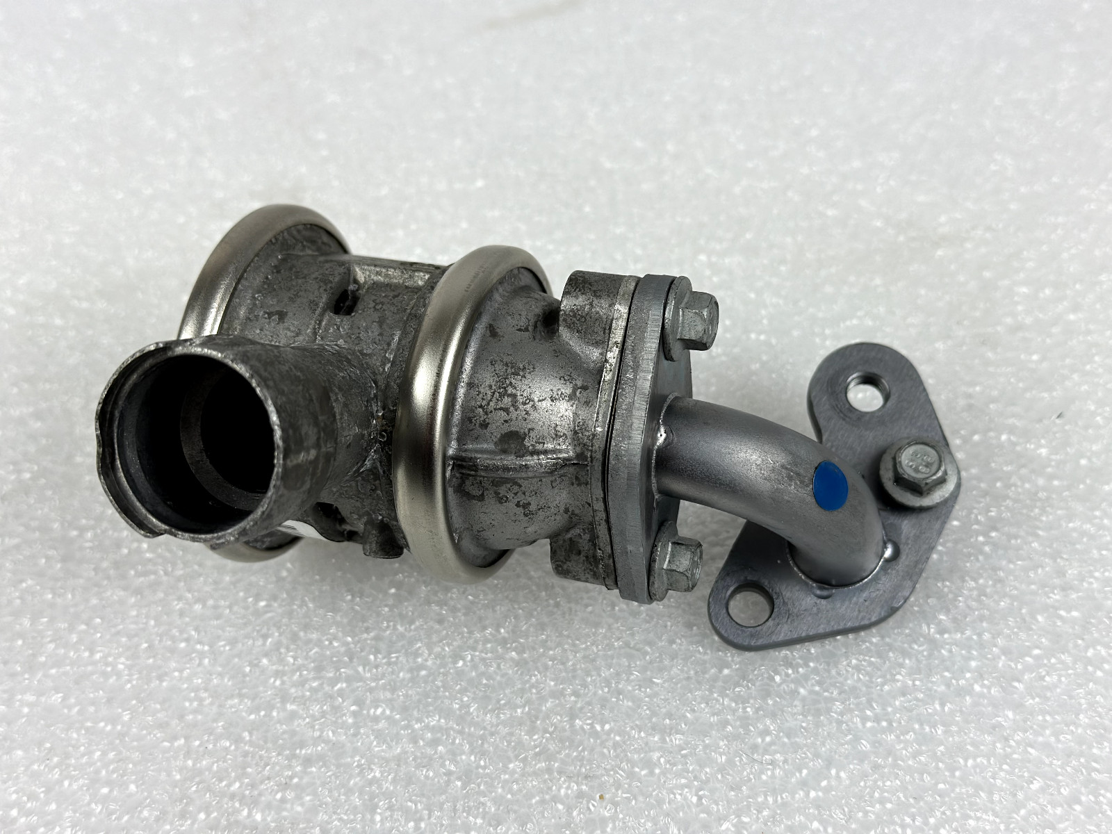 Mclaren 720 570 600 M840T EGR Valve Bank1  705574040 pierburg  used