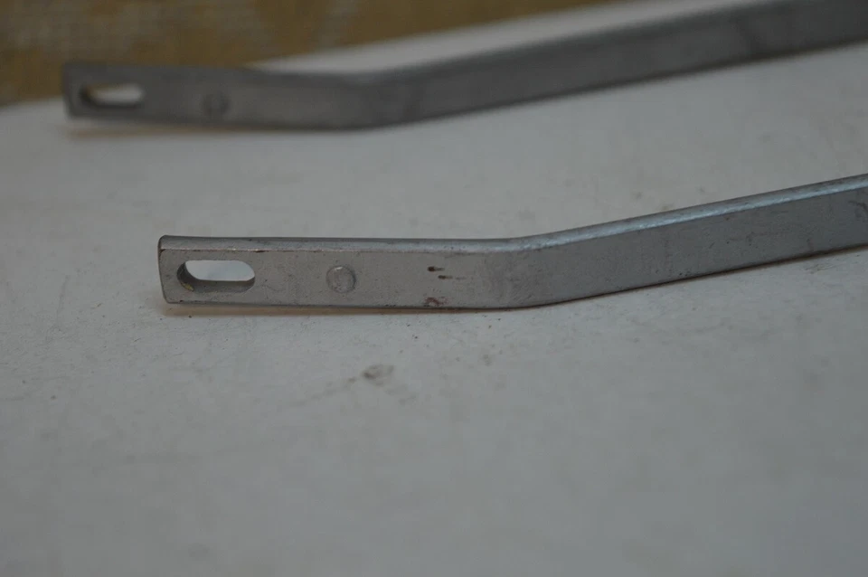 2 BRAZOS LIMPIAPARABRISAS ORIGINALES TOYOTA トヨタ TOYOPET CROWN RS40 RS41 # 85190-30020 Foto 3 de 4