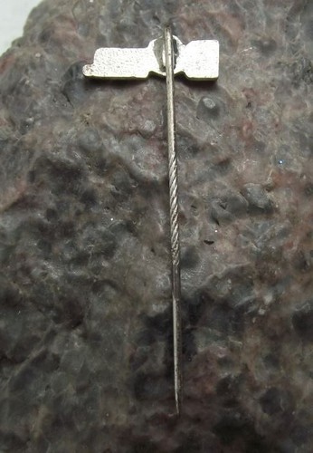 Bonn Former Capital of East Germany DDR GDR German Tourist Lips Kiss Pin Badge - Picture 4 of 4