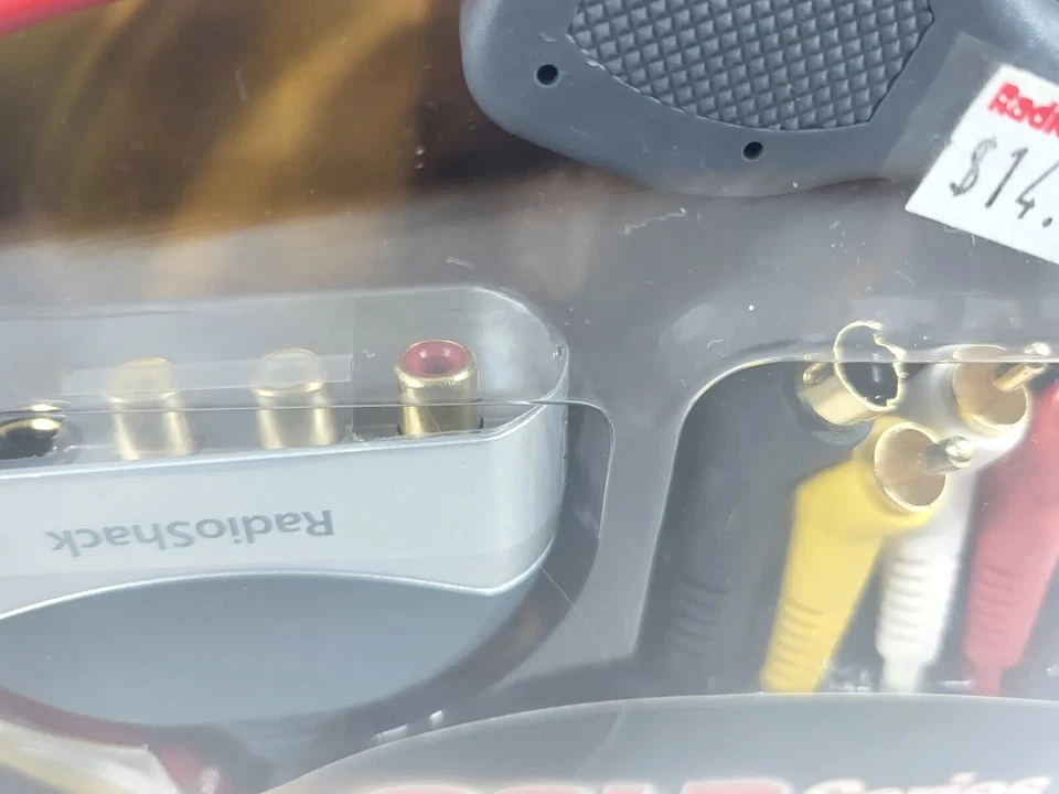 A/V Extend-A-Jack Gold Series 6ft by RadioShack Easy Access To A/V Inputs New - Image 4 of 4