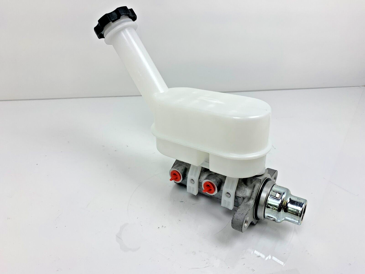 Genuine GM 84279343 Brake Master Cylinder 84744483 | eBay