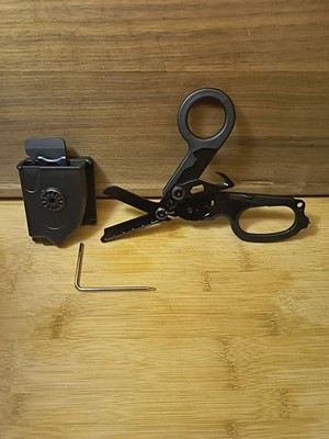 6 In 1 Trauma Shears Multi Tool Compared To Raptor Black Carbon / Carry Case