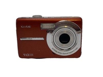 Kodak EasyShare M753, a 7.0-megapixel digital point-and-shoot Red, No Charger