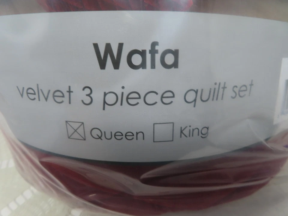 New York & Company Wafa 3 Piece Velvet Quilt Set Diamond Stitched Pattern - Image 4 of 4