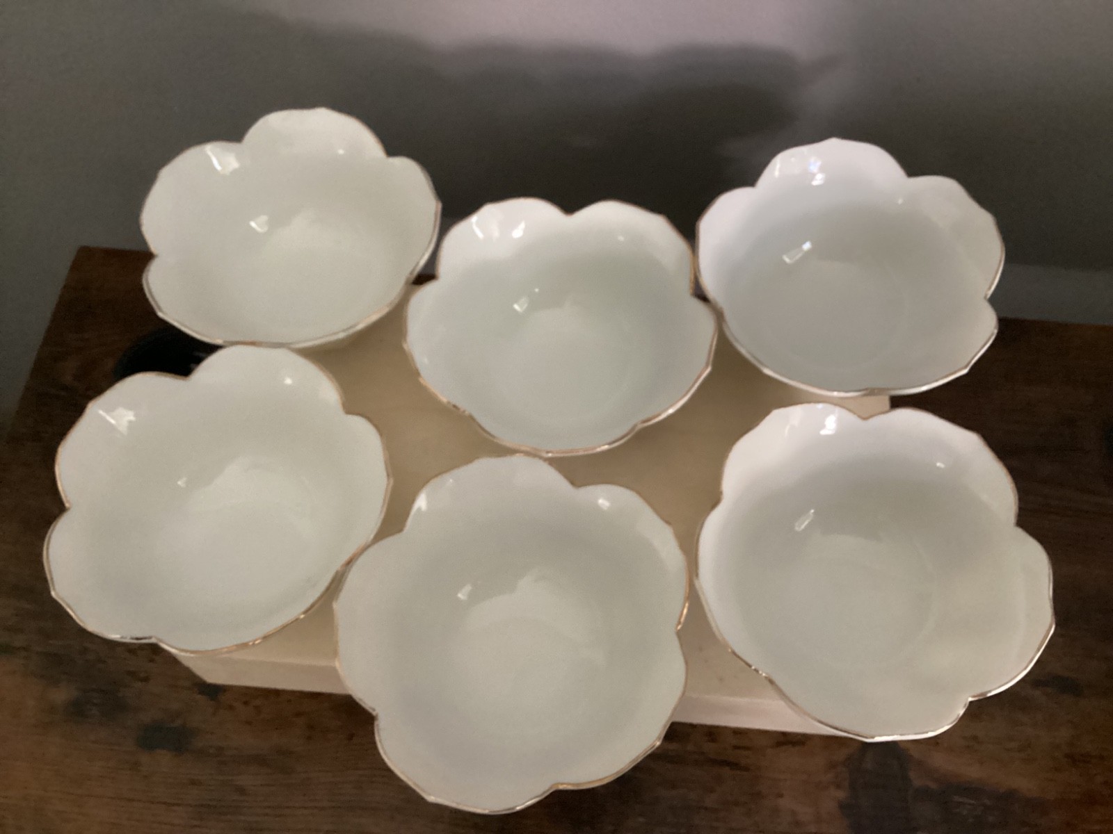 Japanese Porcelain Lotus Flower Rice Bowl White W/Gold Trim Set Of 6 Good Cond