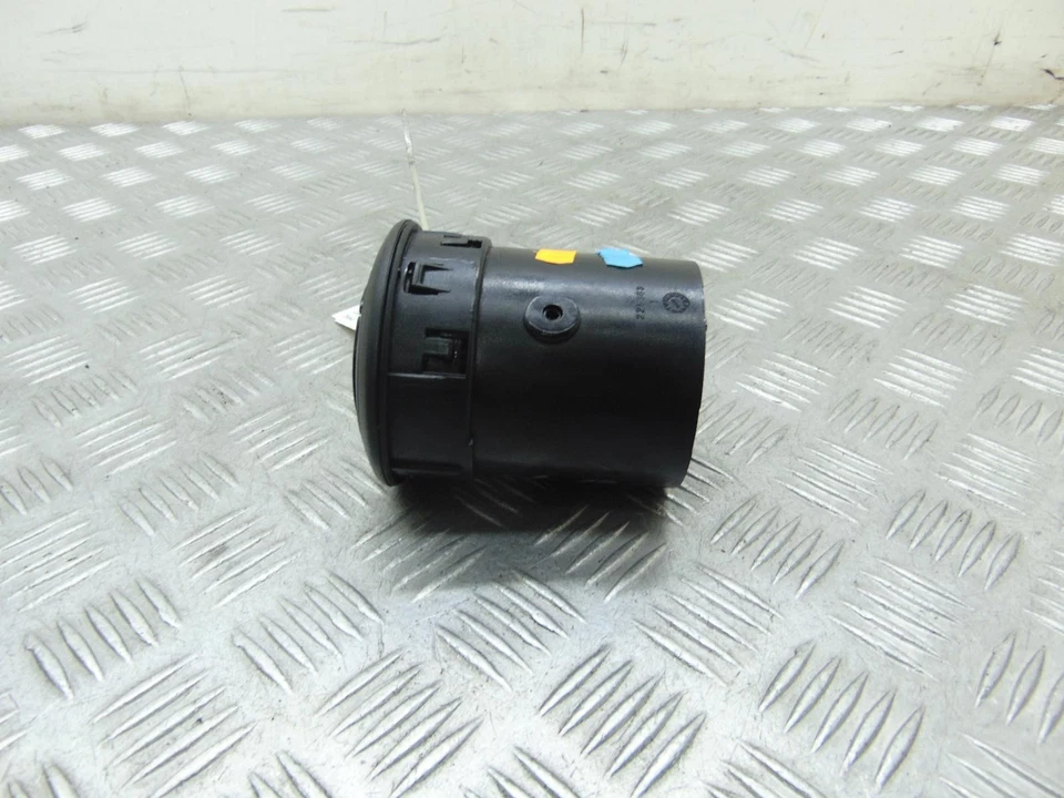 Alfa Romeo Mito Left Passenger Nearside Front Air Vent MK1 2009-2016B - Image 2 of 4