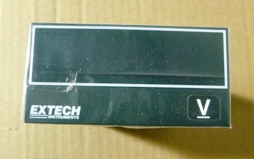 EXTECH INSTRUMENTS DC VOLTAGE METER MDV-V1025A - Picture 2 of 4