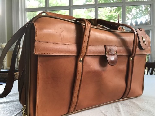 EXCELLENT VINTAGE HARTMANN BELTING 