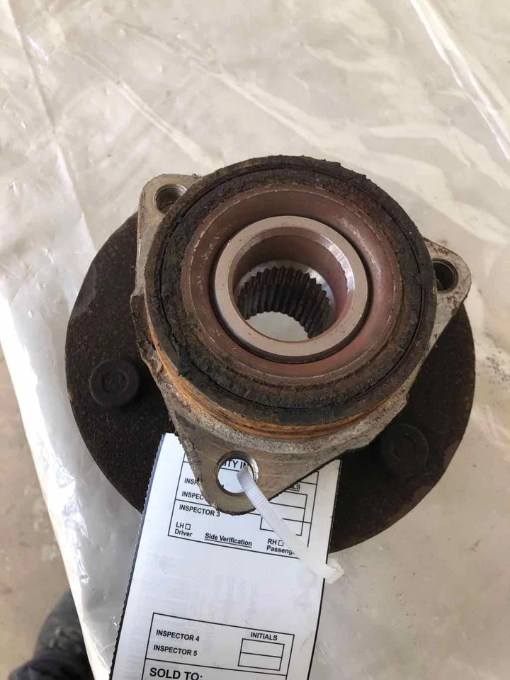 Conjunto de cojinete de cubo de rueda delantera Chevy Tahoe 2000-2006 lado derecho del pasajero Foto 3 de 4