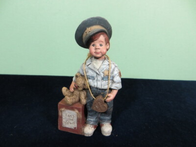 Sarah's Attic Limited Edition 466 / 3000 Figurine Dress Up Boy Policeman Teddy