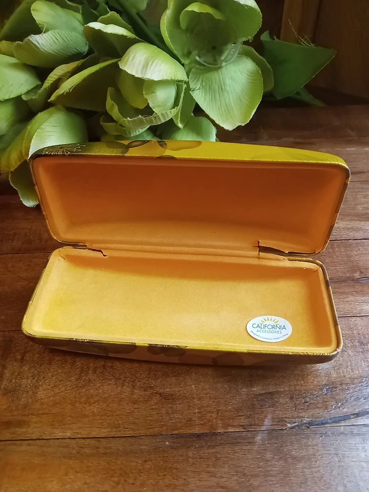 California Accessories Glasses Holder - Image 3 of 4