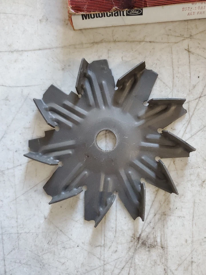 D9ZZ-10A310-A 1979-84 Ford Mustang Alternador Ventilador Hoja Motorcraft Nuevo de Lote Antiguo Fabricante Original Foto 2 de 3