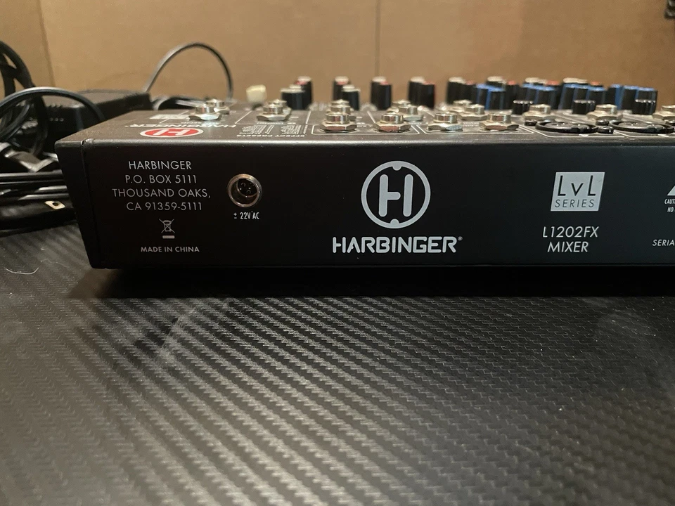 Harbinger L1202FX 12-Channel Mixer - Black - Image 3 of 3